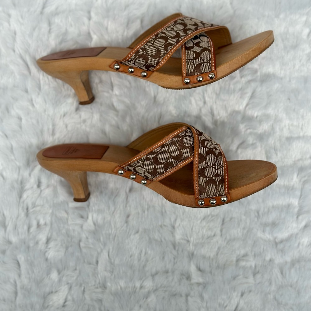 ‼️HUGE DEAL‼️Coach Wooden Double Strap Sandals Slides Size 8